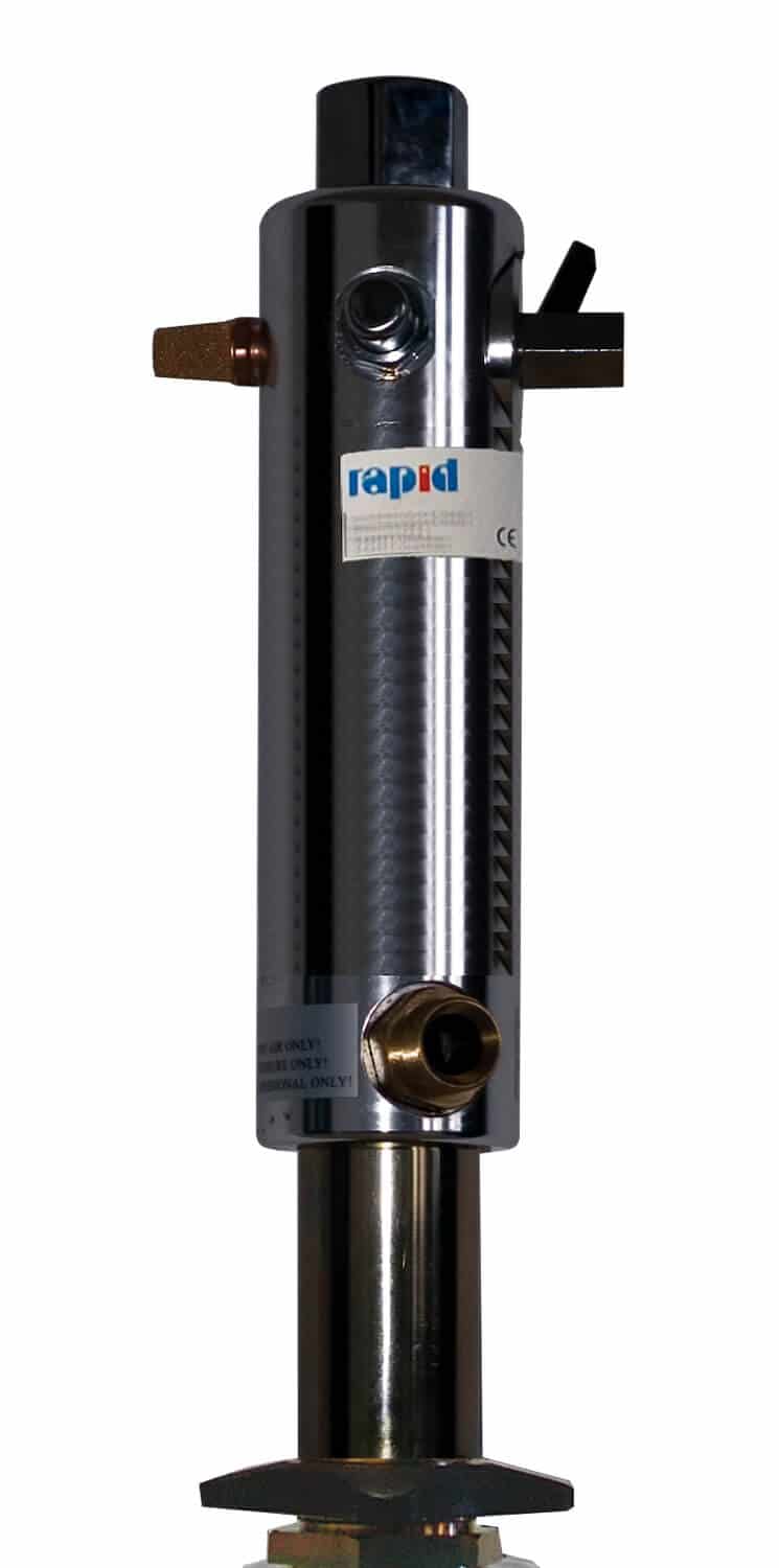 Diese Baureihe zeichnet sich durch eine wesentlich höhere Förderleistung aus, als man sie von sonstigen pneumatischen Ölpumpen gewohnt ist. Demzufolge ist auch der Anwendungsfall ein anderer. Ölversorgungsanlagen der Industrie und in Kfz-Werkstätten